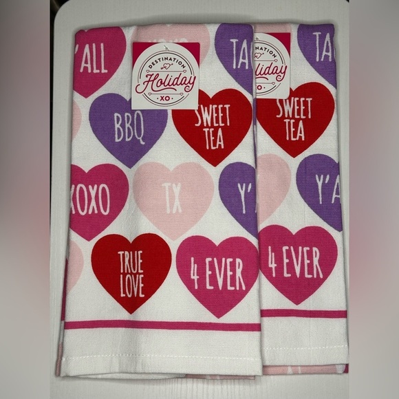 Destination Holiday Heart Kitchen Towel Set - Picture 1 of 3